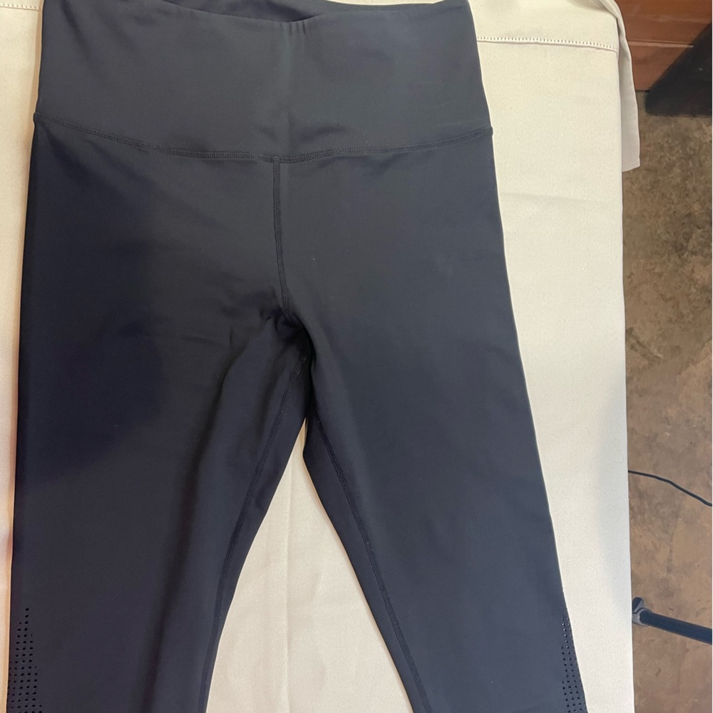 Active USA Black Leggings